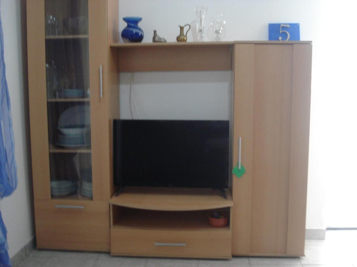 Apartments Zara วีร์ ภายนอก รูปภาพ
