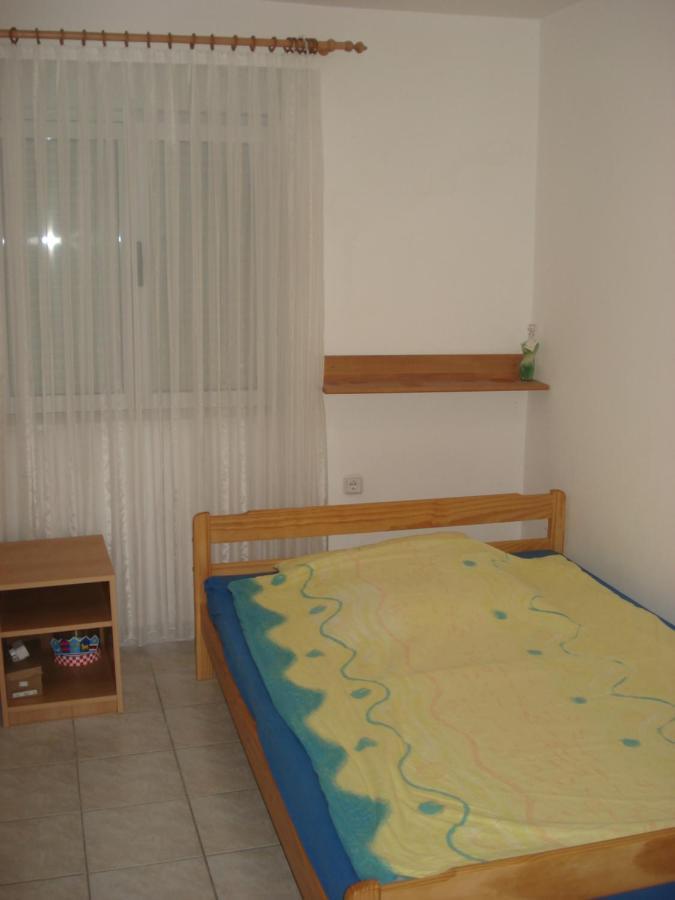 Apartments Zara วีร์ ภายนอก รูปภาพ