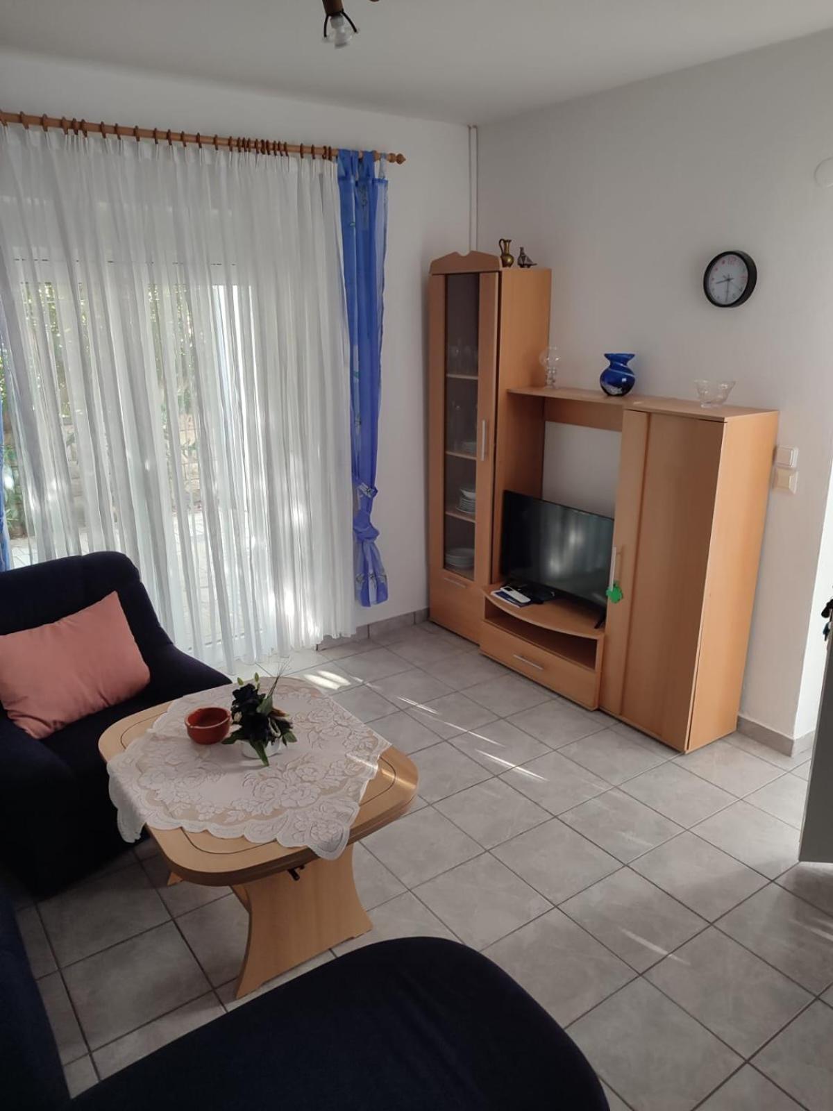 Apartments Zara วีร์ ภายนอก รูปภาพ