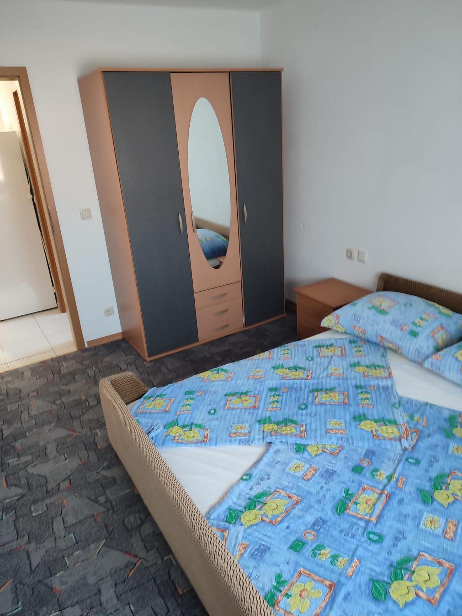 Apartments Zara วีร์ ภายนอก รูปภาพ